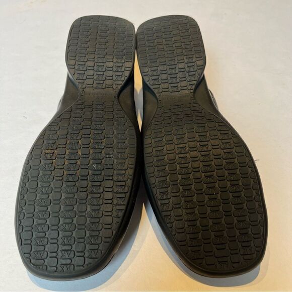 Anne Klein AK Black Slip On Sandal Loafers Round Toe Size 7M Flats - Picture 6 of 9